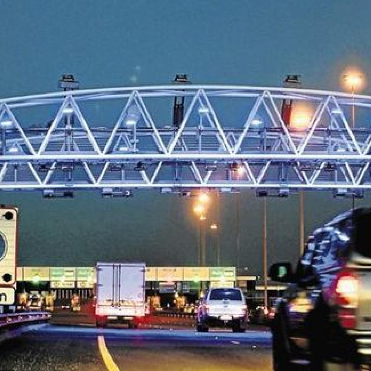 TRAFFIC Day & Night through the Pondoland Centre of Endemism