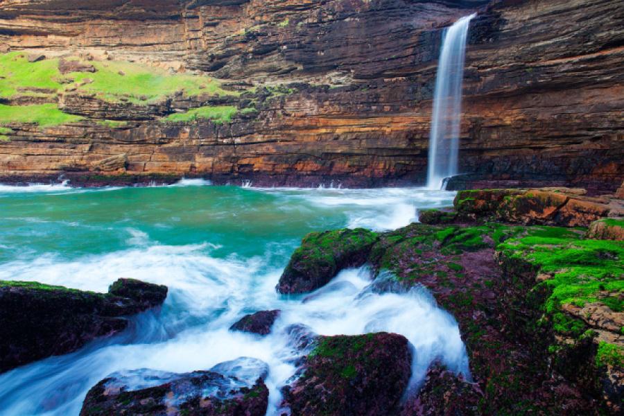 Waterfall Bluff by Hougaard Malan